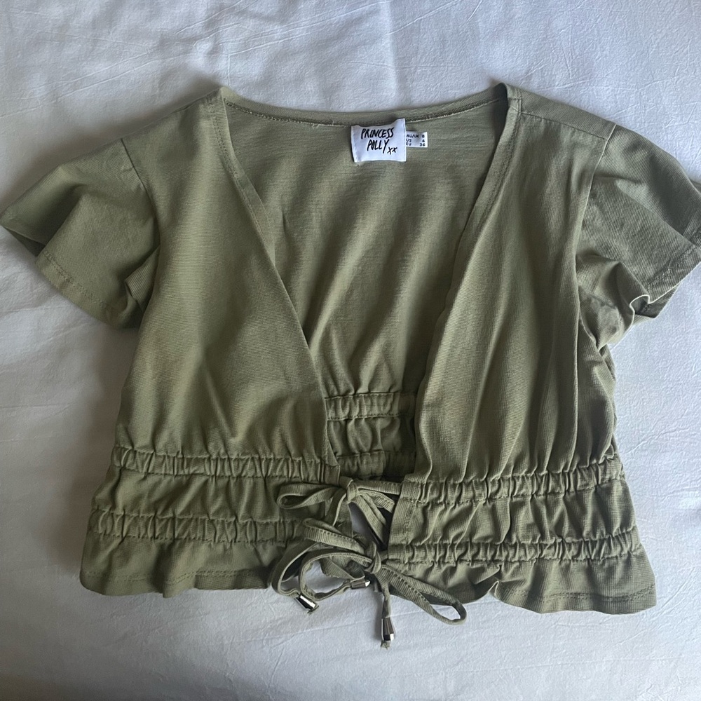 Princess Polly crop top